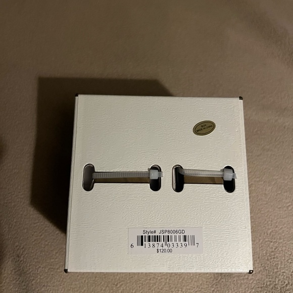 🎁 💝 Jessica Simpson gift package, women watch+ matching necklace and earring - Picture 8 of 8